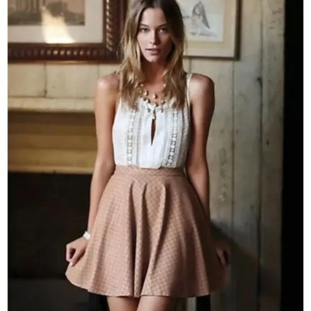 NWT•Anthropologie•Sunday Best Astral Swing Skirt Vegan Leather•Size 4 - Picture 1 of 7
